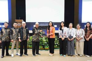 Kolaborasi-Universitas-dengan-SMA