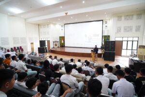 Dosen FH Undiknas Jadi Narasumber Riset Kolaboratif di SMA Banua Kalimantan Selatan