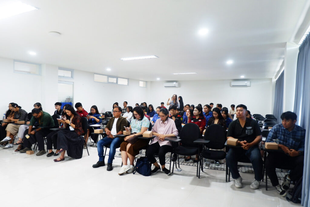 Hari-Ulang-Tahun-Fakultas-Farmasi-dan-Ilmu-Kesehatan-UNDIKNAS