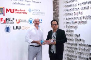 Kerjasama-Internasional