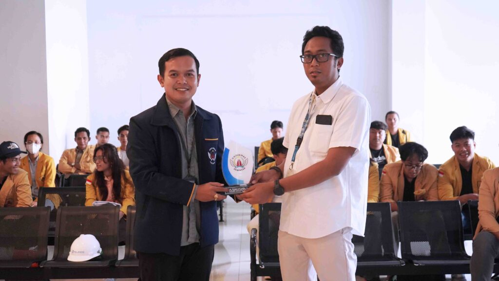 Kampus-Berdampak