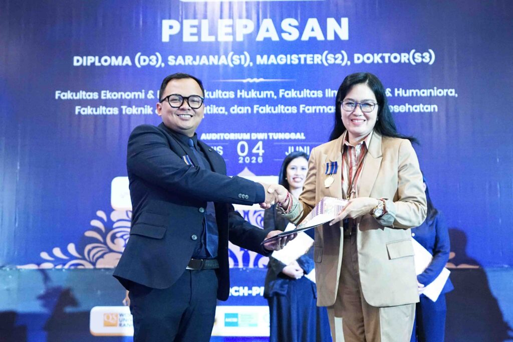 Fakultas-Farmasi-dan-Ilmu-Kesehatan