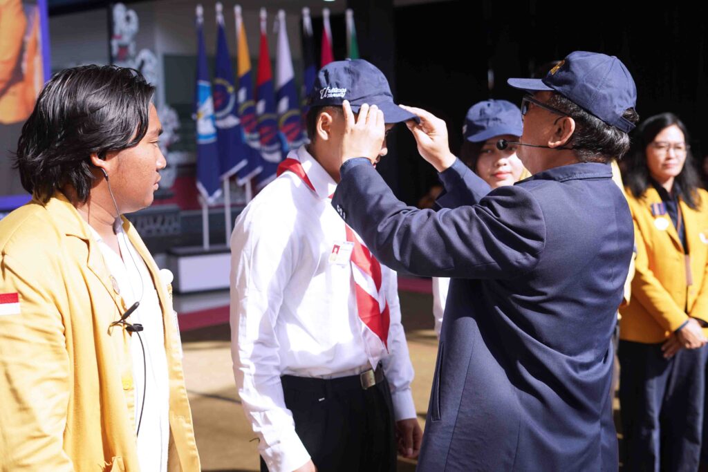 Penyematan-Mahasiswa
